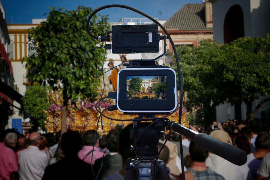 POR QUÉ ELEGIR NUESTRO SERVICIO DE STREAMING EN SEMANA SANTA