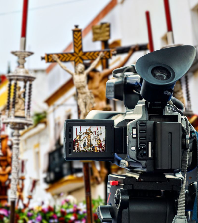 retransmision en directo multiplatforma para procesiones en almendralejo